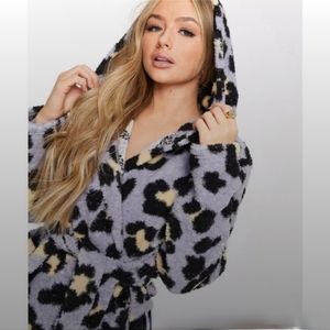 ASOS Design Curve Plus Size Leopard Cheetah Animal Print Hooded Robe Size 3XL